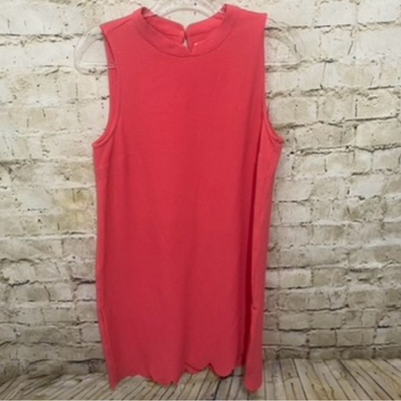 Mud Pie Dresses & Skirts - Mudpie Coral Sleeveless Scalloped Hem Textured Shift Dress